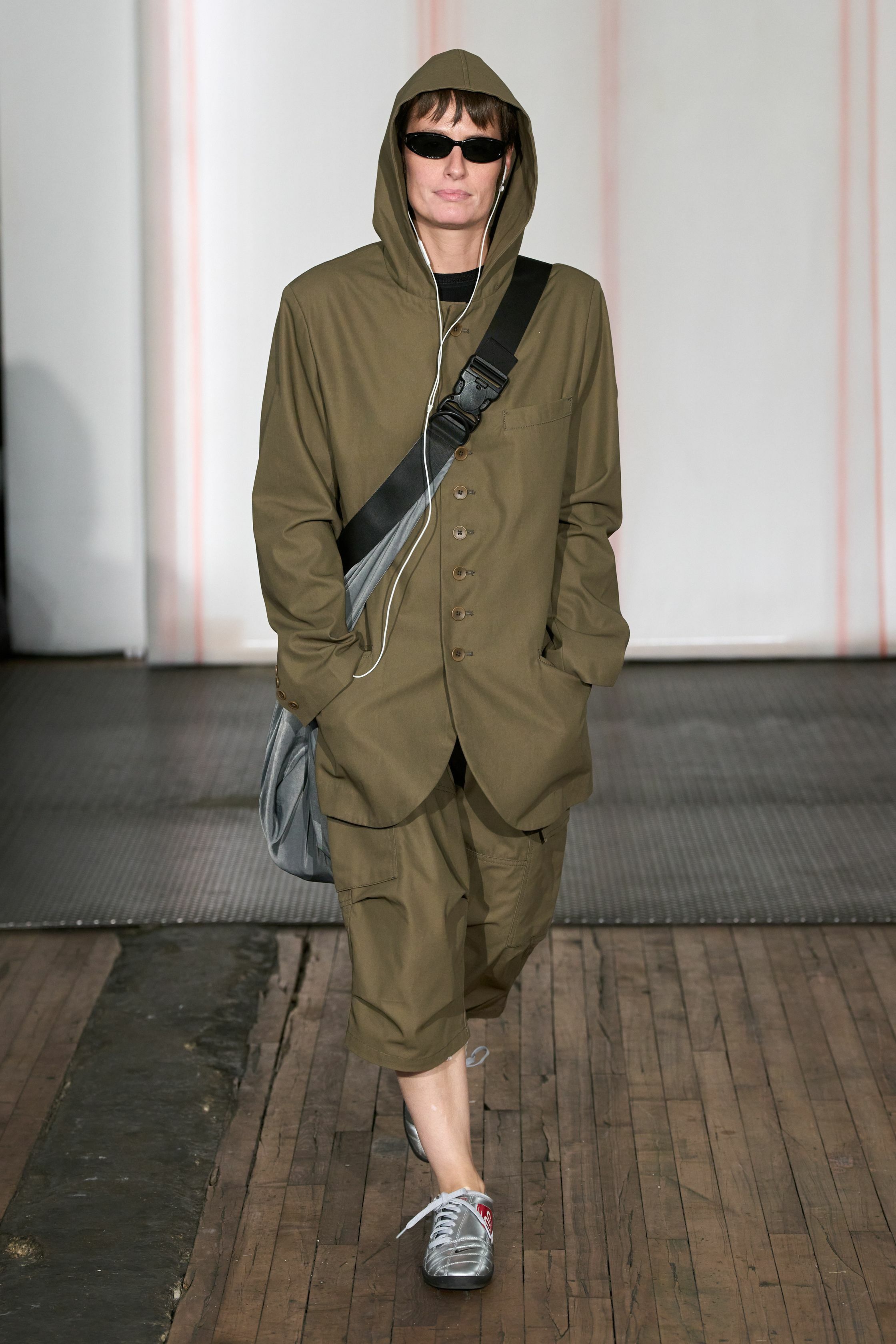 Miyako Bellizzi & Je Suis Casting, 6397, Mini Title 2026