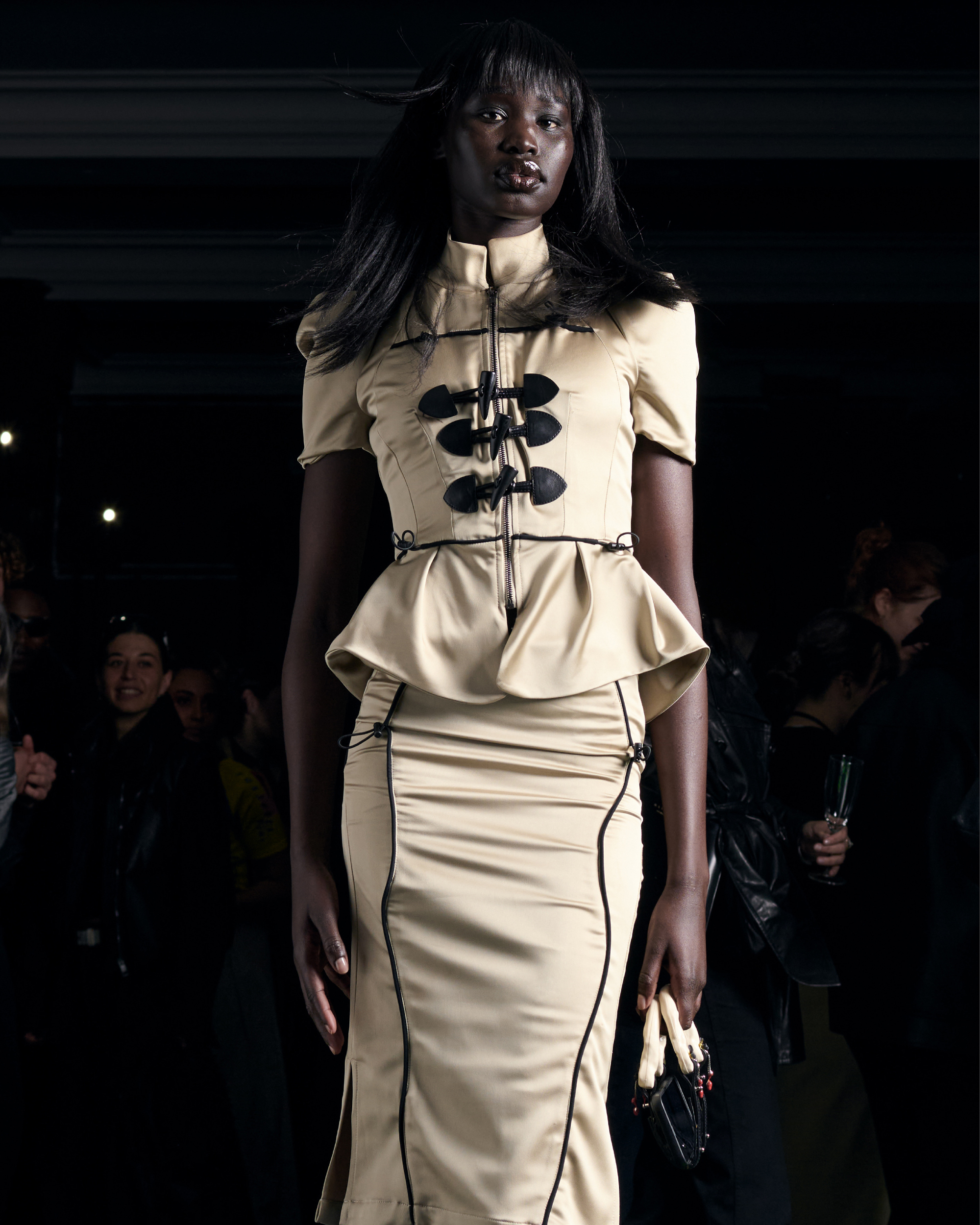 Je Suis Casting, Ottolinger, Mini Title 2026