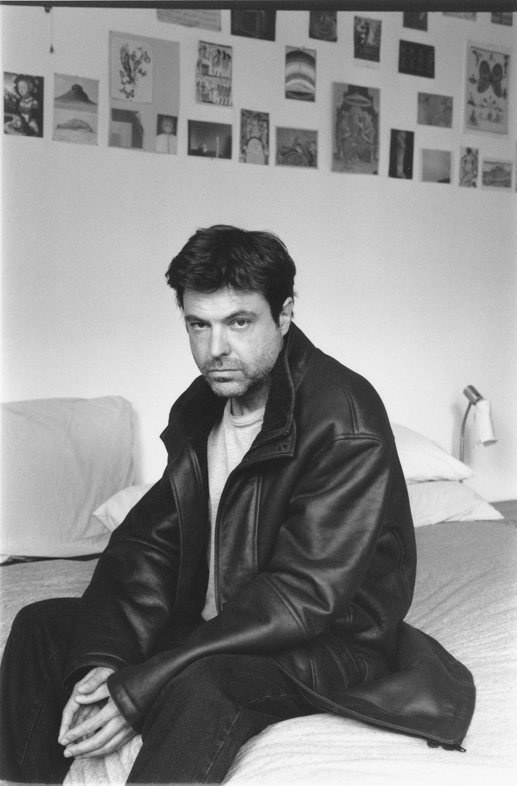 Je Suis Casting, Double, Mini Title 2025